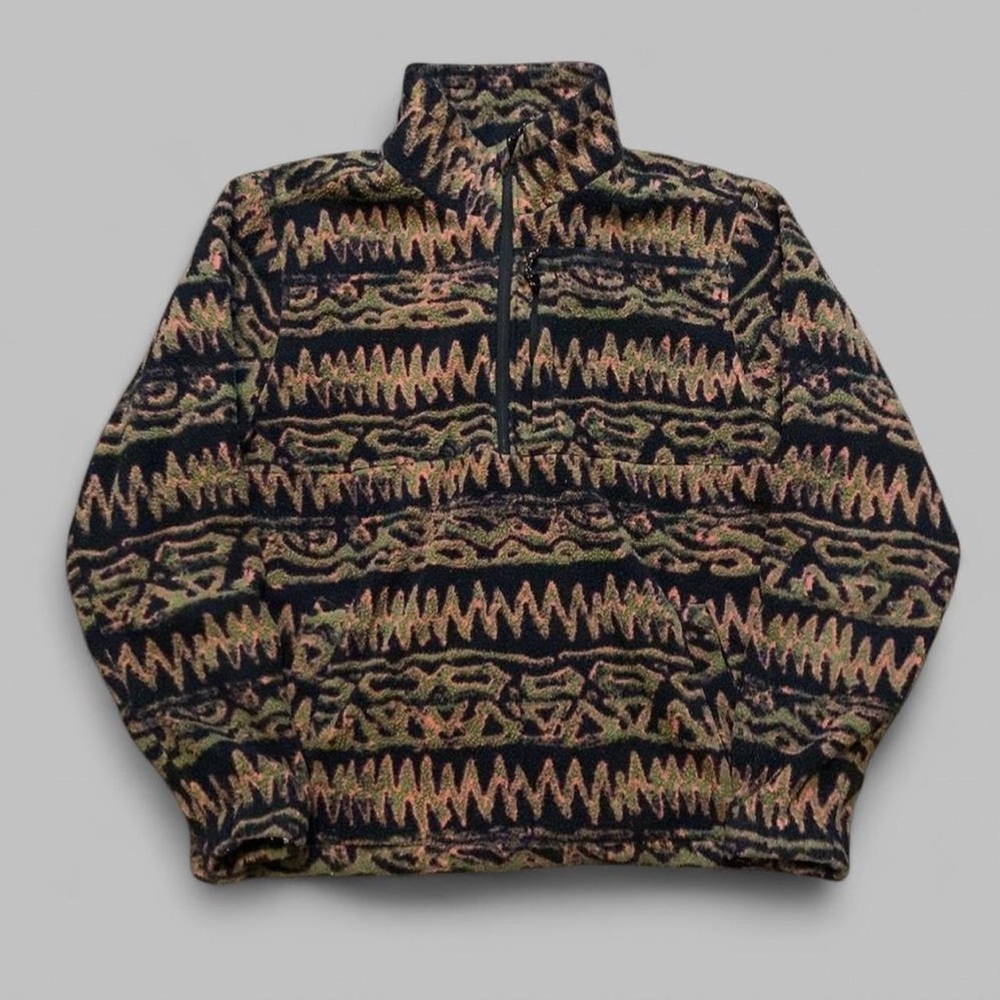 Billabong Men's Black Ski Fleece Pullover with Pink & Green Zigzag Pattern